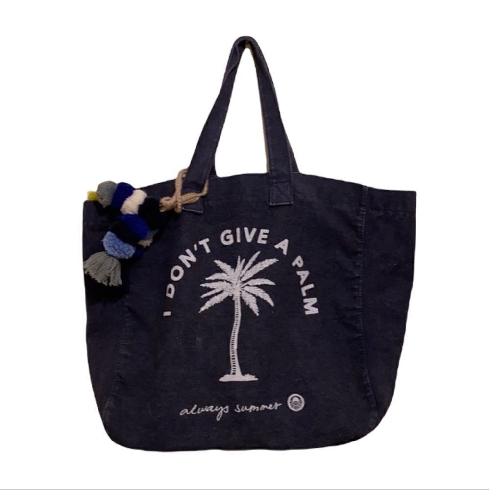 SUNDRY beach/ summer bag in very good condition. “I don’t give a palm “